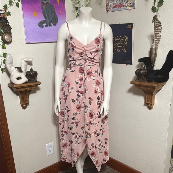 three pink hearts Dresses & Skirts - Three Hearts Pink High-Low Tie Front Sundress